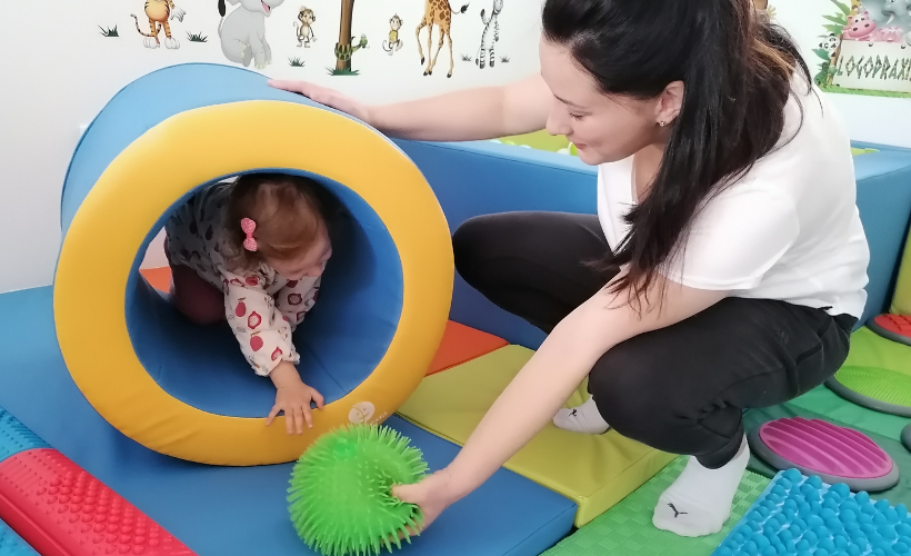 Tretmani senzorne integracije u izuzetno opremljenoj senzornoj sobi logopeda u Beogradu i Kragujevcu